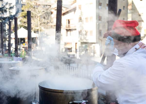 La Confraria de Sant Antoni, a punt per a l’escudellada popular
