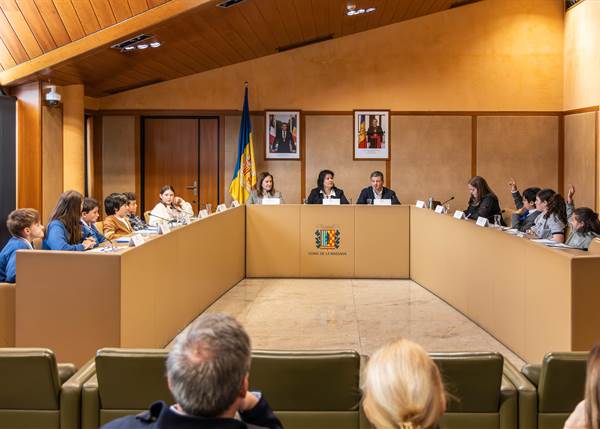 El Consell dels Infants aprova la instal·lació d’un mur d’escalada
