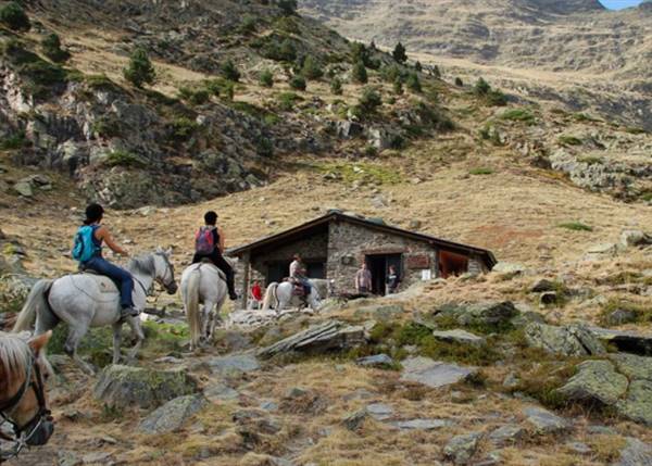 Excursions a peu i a cavall diàries a la Massana