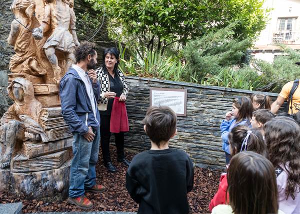 Inauguració de l’escultura “Del que vam ser i serem”