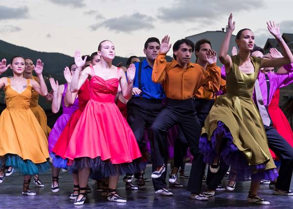 Tret de sortida al Cotradans, el Festival de dansa i cultura tradicionals