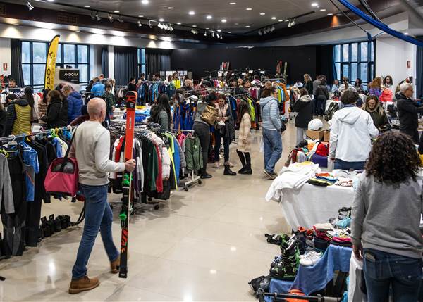 Una vintena de places amb material esportiu de segona mà, al VideSport de la Massana